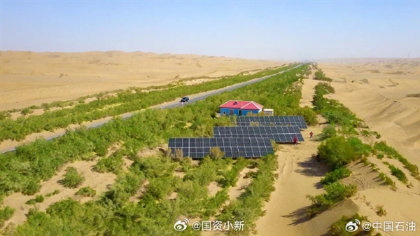 我国首条零碳沙漠公路生产绿电突破500万度：治沙环保两不误